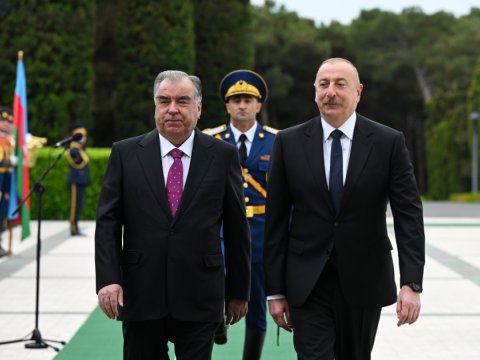 Emoməli Rəhmon İlham Əliyevə zəng etdi