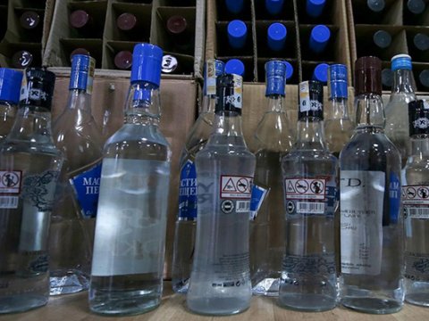 46 nəfər saxta içkidən zəhərləndi -&nbsp;17 ÖLÜ