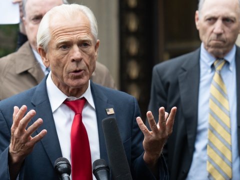 Tramp Baydenin həbs etdiyi müşaviri vəzifəyə gətirir