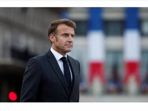 Müxalifət yenə Makronun istefasını tələb edir