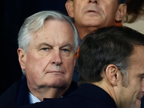 Makron hökuməti istefaya GÖNDƏRDİ