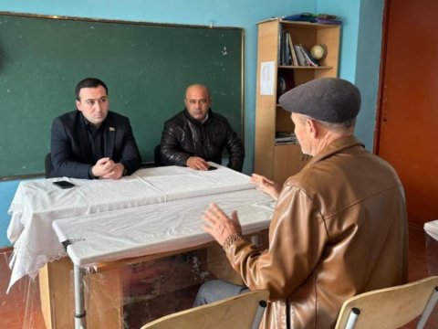 Deputat Mahir Suleymanlı qəbul keçirib - FOTOLAR