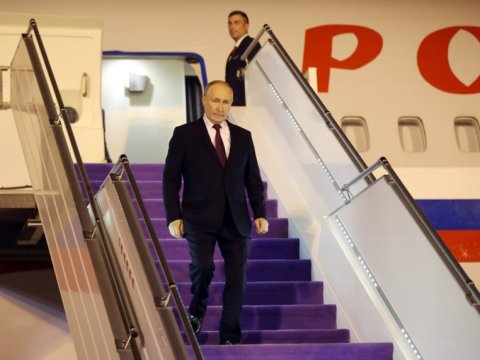 Putin Belarusa GETDİ