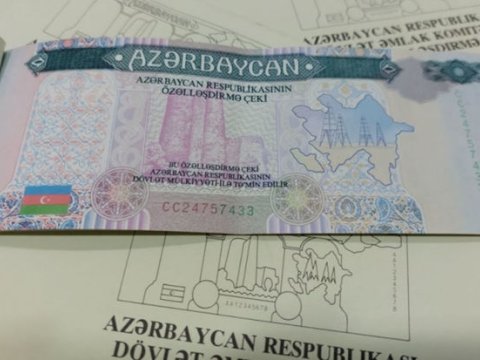 Özəlləşdirmə çeklərinin əvəzinə pul veriləcək? - Rəsmi cavab