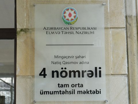 Nazir həmin məktəbə getdi - FOTO