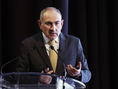 Paşinyan referendum təklifini dəstəklədi