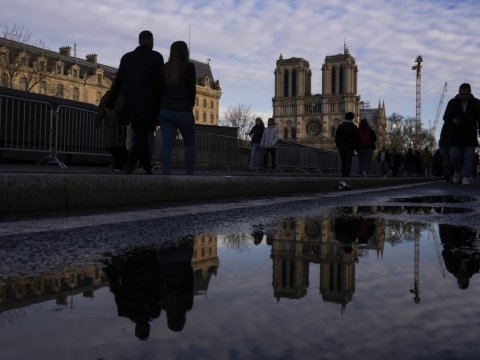 Tarixi "Notr Dam" kilsəsi 5 illik təmirdən sonra - FOTOLAR+VİDEO