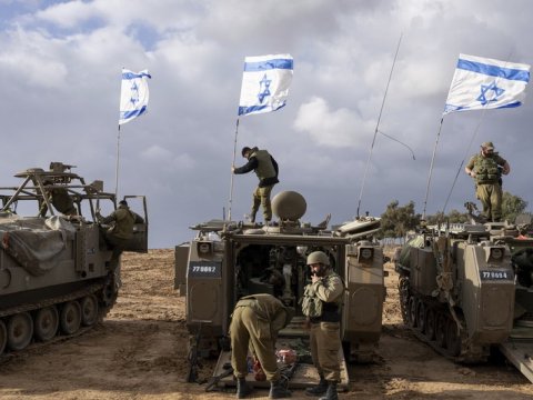 İsrail tankları Suriyaya DAXİL OLDU