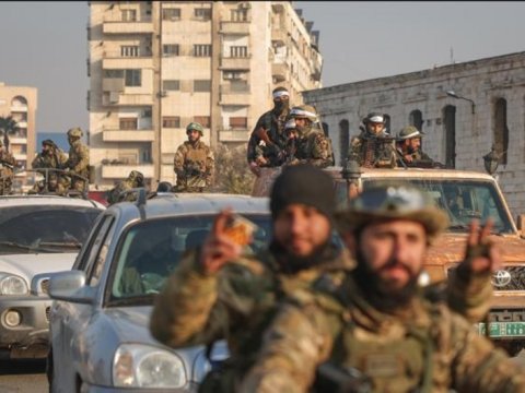 Dəməşqdə komendant saatı