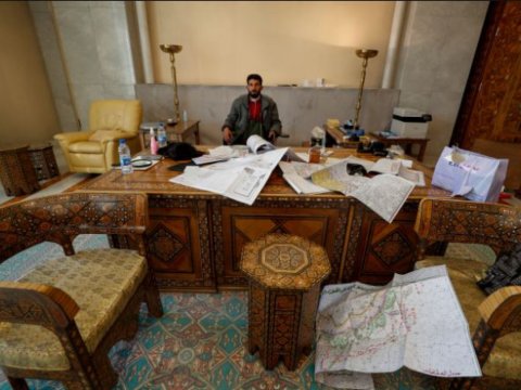 Bəşər Əsədin talan edilən sarayından yeni GÖRÜNTÜLƏR