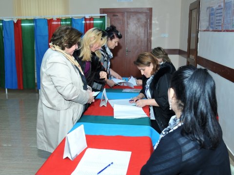 İki seçki dairəsinin hər biri üzrə 1 əlavə seçki məntəqəsi yaradıldı