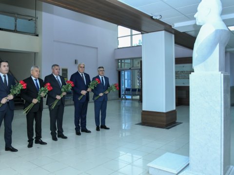 BMU-da Ulu Öndərin anım günü ilə bağlı tədbir keçirilib -&nbsp;FOTOLAR