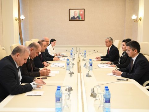 Özbəkistan parlamentinin deputatı Milli Məclisdə