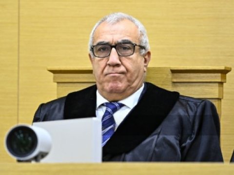 Məşhur generallara hökm çıxaran hakim təqaüdə GÖNDƏRİLDİ