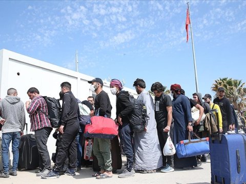 4 min İran vətəndaşı Suriyadan GETDİ