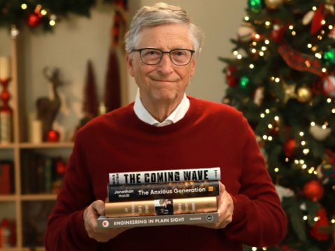 Bill Qeytsin oxuculara tövsiyə etdiyi kitablar - SİYAHI