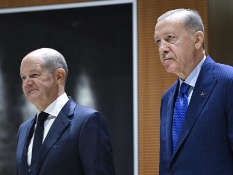 Ərdoğan kanslerlə Suriyanı müzakirə etdi