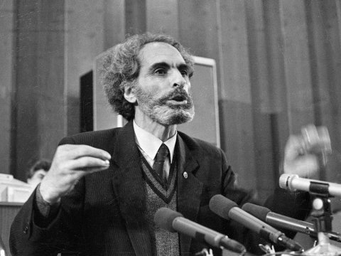 Elçibəyin Bakıdakı evi QARƏT EDİLDİ