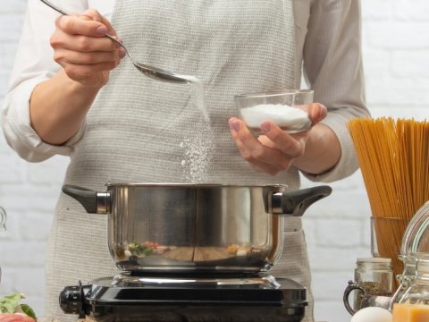 Qida rasionumuz dəyişir - Son illər hansı yeməklərə tələbat artıb, hansılara azalıb...