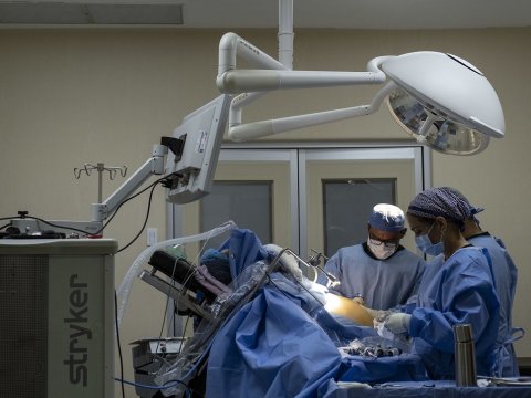 Özəl xəstəxanalarda əməliyyatlar BAHALAŞIB - SƏBƏBLƏR