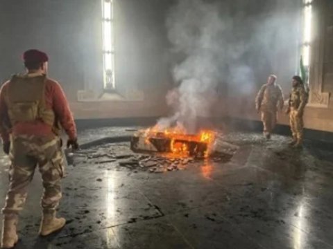 Hafiz Əsədin məzarı yandırıldı - ANBAAN GÖRÜNTÜLƏR&nbsp;