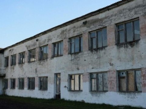 Nazir istismar müddəti başa çatmış məktəblərdən DANIŞDI