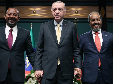 Ərdoğan onları barışdırdı