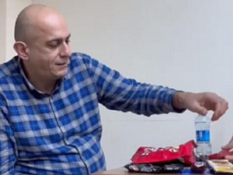 Bu trendi gecikmədən dayandırsınlar! - Müəllimlərə şokolad yığanlara ÇAĞIRIŞ