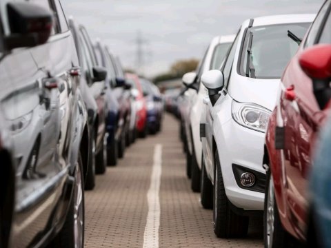 Azərbaycanda bu şəxslərə avtomobil veriləcək