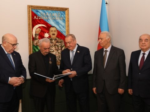 Ağsaqqallar Şurası Eynəddin Məmmədovu təltif etdi -&nbsp;FOTOLAR