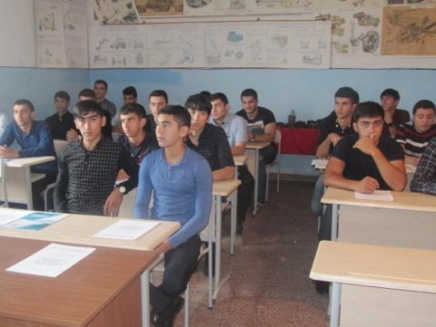 Kollecdə oxuyanların hərbi xidmətdən möhlət hüququ&nbsp;dəyişir