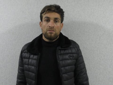 Lerikdə narkokuryer tutuldu