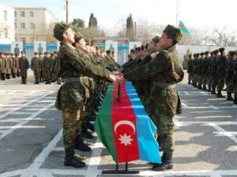 Hər iki valideyni Azərbaycan vətəndaşı olanlar&nbsp;hərbi xidmət keçməlidir