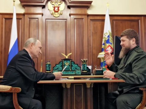 Putin Kadırova orden təqdim etdi