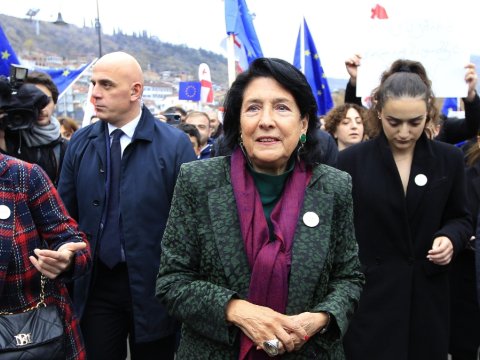 "Mən heç yerə getməyəcəyəm"