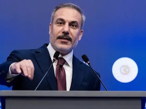 Türkiyə Rusiya və İranı Əsədi dəstəkləməməyə inandırdı - Hakan Fidan