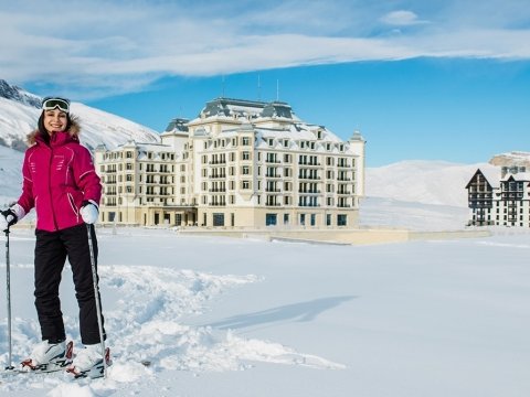 Şahdağda&nbsp;Yeni il qiymətləri:&nbsp;1000-1800 manat