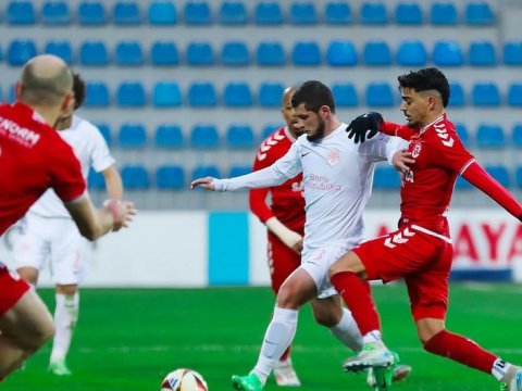 &ldquo;Araz-Naxçıvan&rdquo;ın məğlubiyyətsizlik seriyasına&nbsp;son qoyuldu - VİDEO
