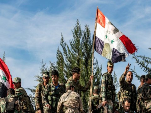 Əsədin əsgərləri İraqa qaçıb