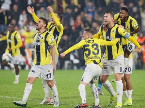 "Fənərbağça" öz meydanında 3 qol vurdu