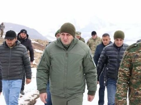 Papikyan Fransaya silah almağa GEDİB 