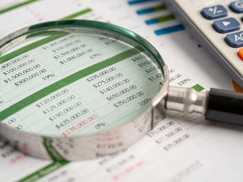 Tarixdə iz buraxmış maliyyə “oyunları” – Fırıldaqların fəsadları