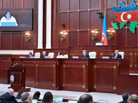 Daha 3 qanuna dəyişiklik qəbul olundu