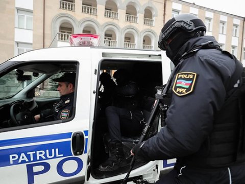 Polisə silahlı müqavimət göstərən şəxs ZƏRƏRSİZLƏŞDİRİLDİ