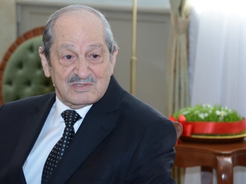 Azərbaycanda professor vəfat etdi