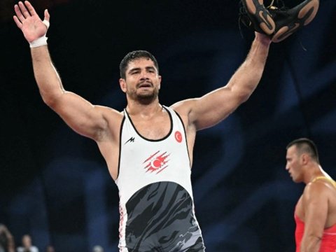 Olimpiya çempionu Federasiya Prezidenti SEÇİLDİ