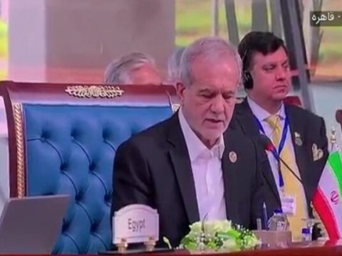 Pezeşkian İslam ölkələrini birləşməyə çağırdı