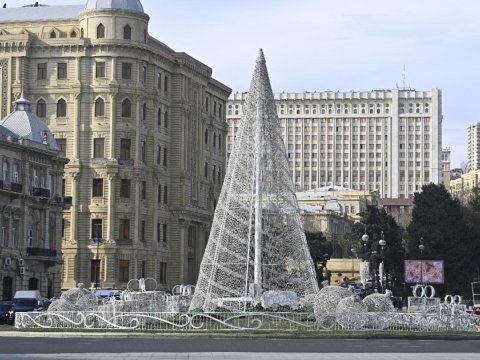 Bakı Yeni ilə hazırlaşır - FOTO