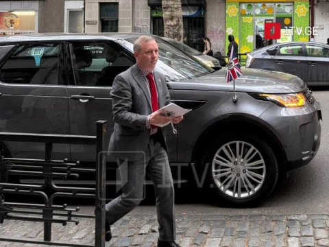 Britaniya səfiri Gürcüstan XİN-ə çağırıldı