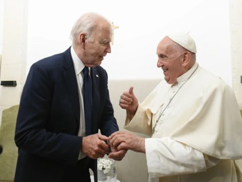 Bayden Roma Papası ilə DANIŞDI